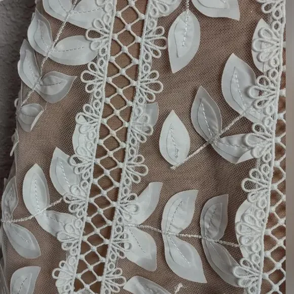 Bronx and Banco Saba Blanc Lace Midi-Dress Bridal Sleeveless White Nude  Size 2